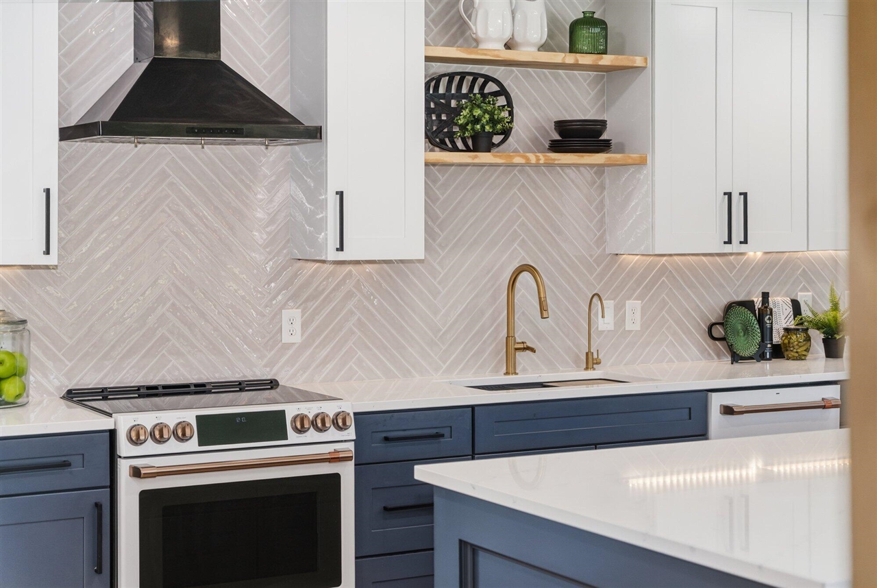 5260 Texas Drive, Kalamazoo, MI, 49009-9769