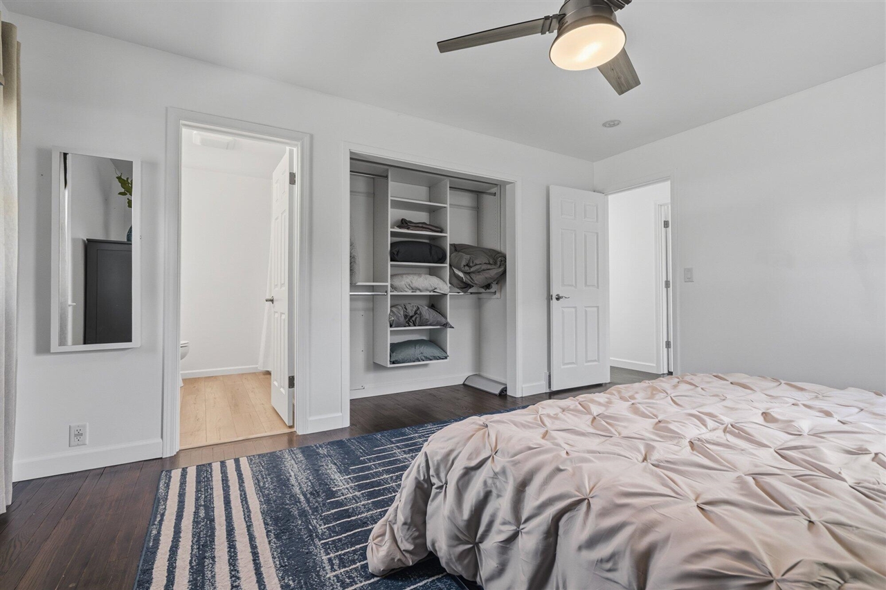 5260 Texas Drive, Kalamazoo, MI, 49009-9769