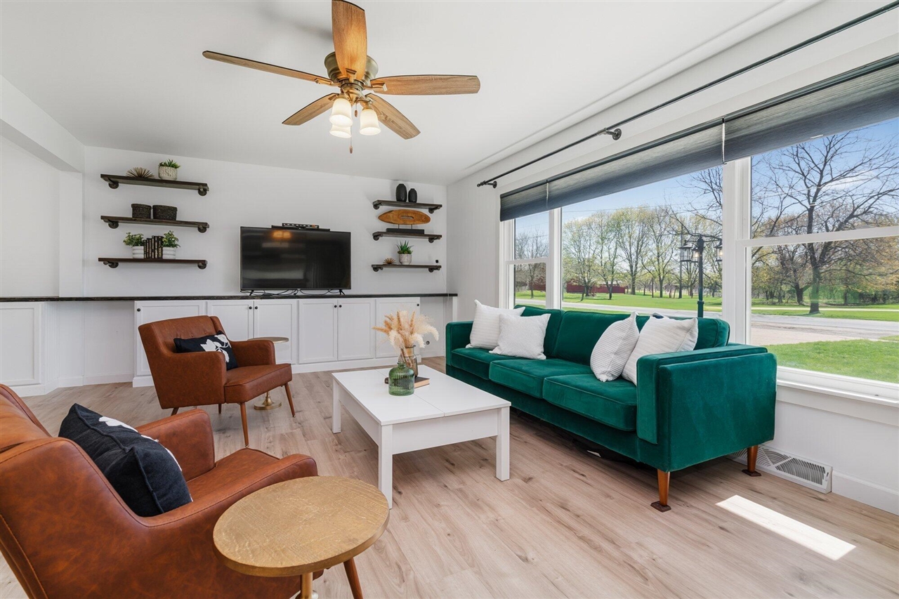 5260 Texas Drive, Kalamazoo, MI, 49009-9769