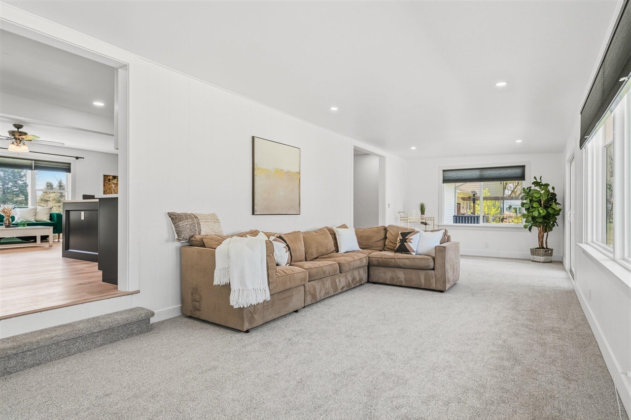 5260 Texas Drive, Kalamazoo, MI, 49009-9769