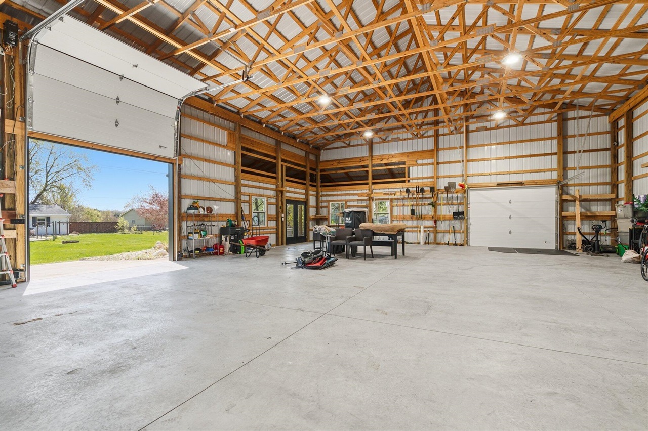 5260 Texas Drive, Kalamazoo, MI, 49009-9769