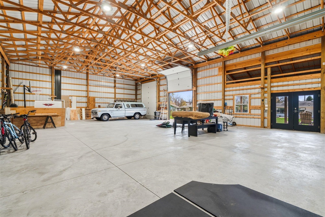 5260 Texas Drive, Kalamazoo, MI, 49009-9769