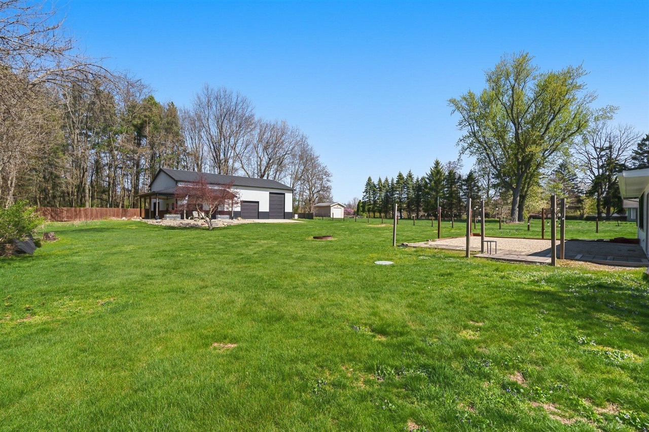 5260 Texas Drive, Kalamazoo, MI, 49009-9769