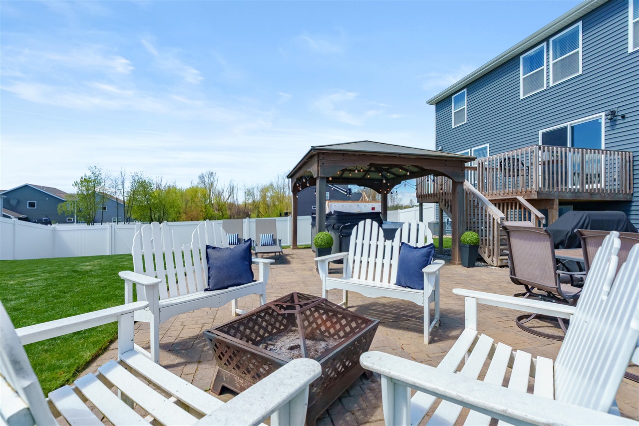 3595 Candler Court, Portage, MI, 49024-8522