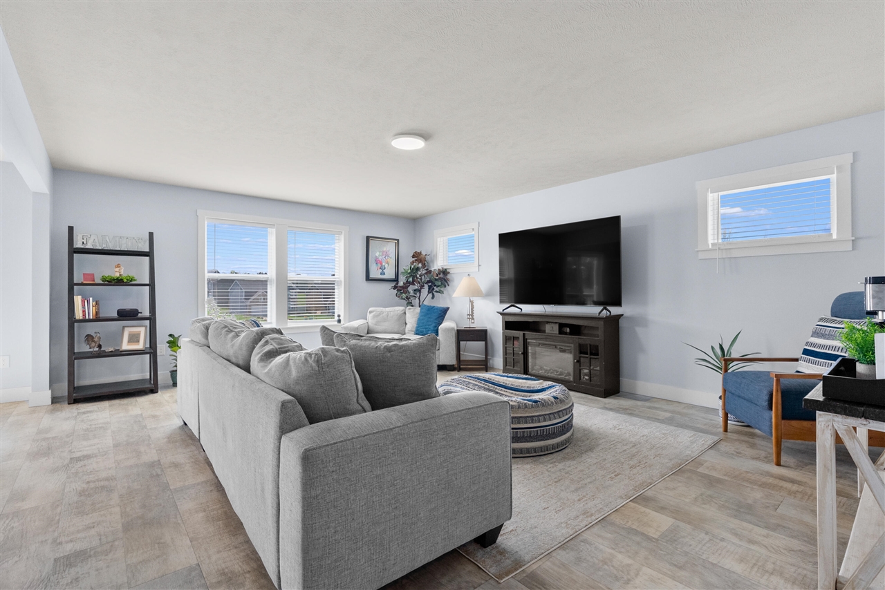 3595 Candler Court, Portage, MI, 49024-8522