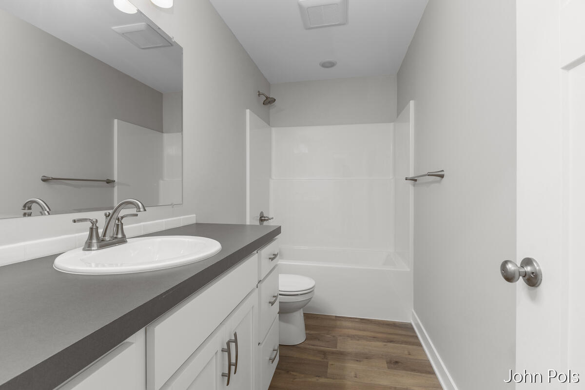 726 S Lincoln Street, Greenville, MI, 48838