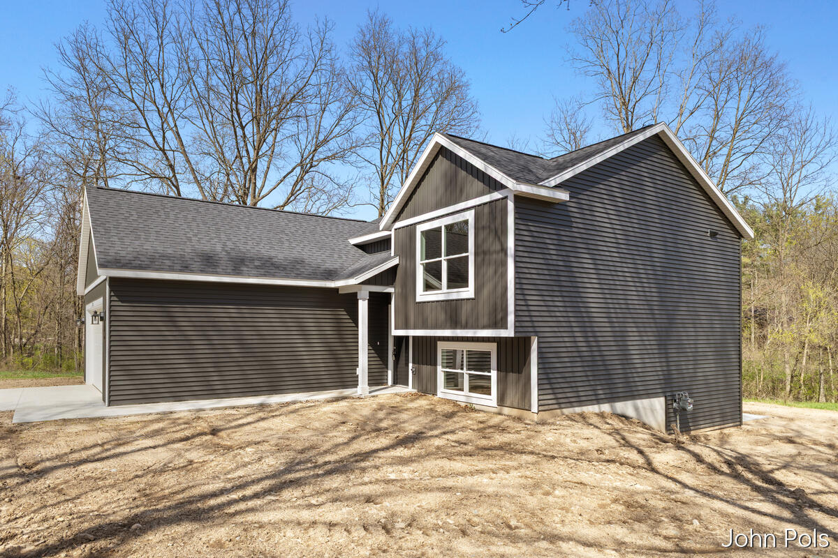 726 S Lincoln Street, Greenville, MI, 48838