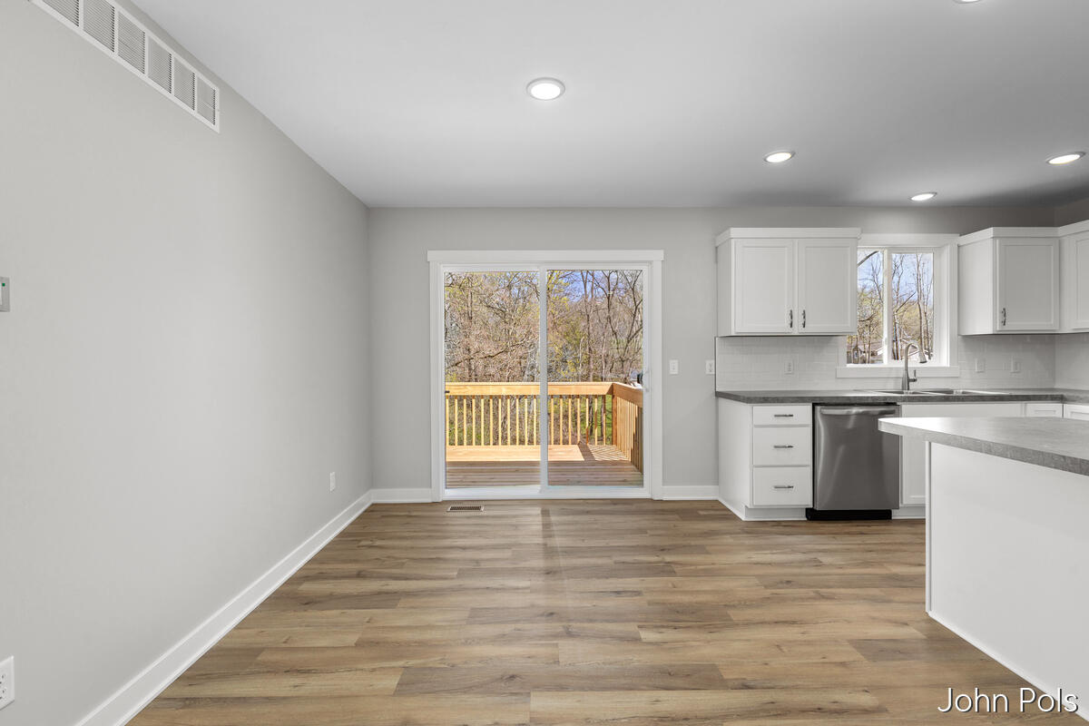 726 S Lincoln Street, Greenville, MI, 48838