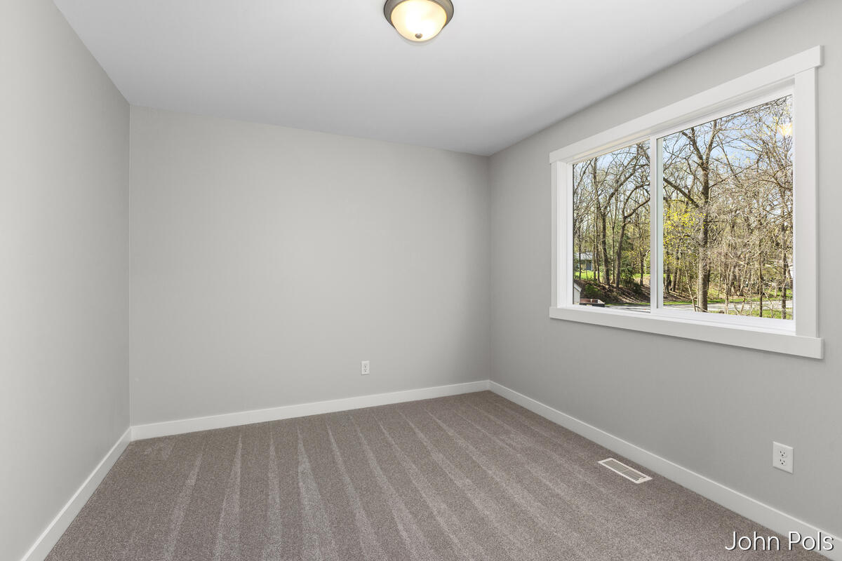 726 S Lincoln Street, Greenville, MI, 48838