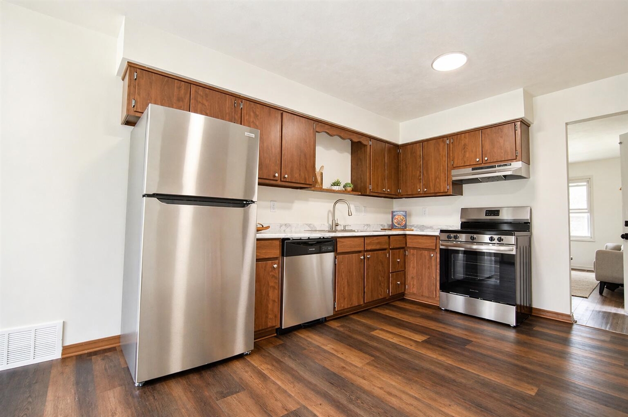 1026 Rose Street, Marshall, MI, 49068-1957