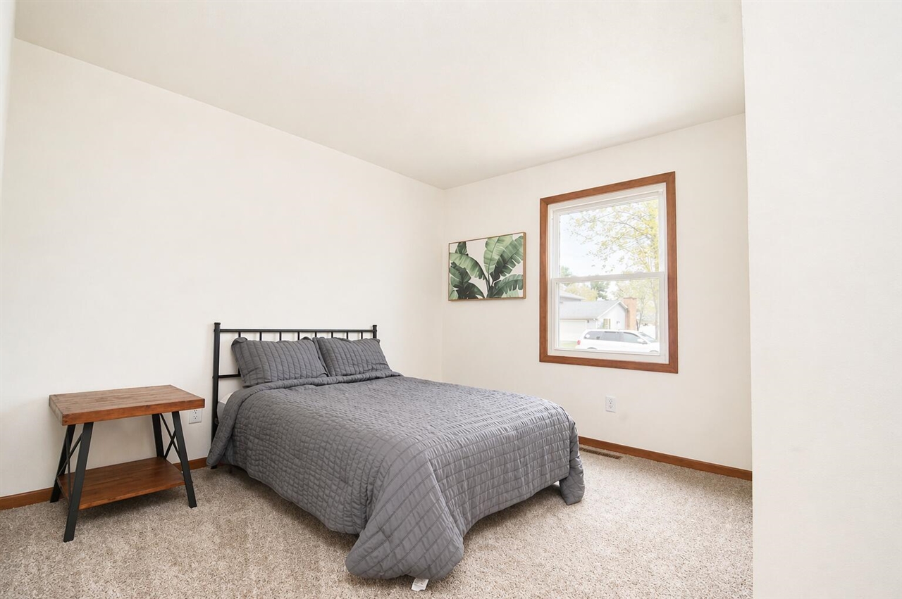 1026 Rose Street, Marshall, MI, 49068-1957