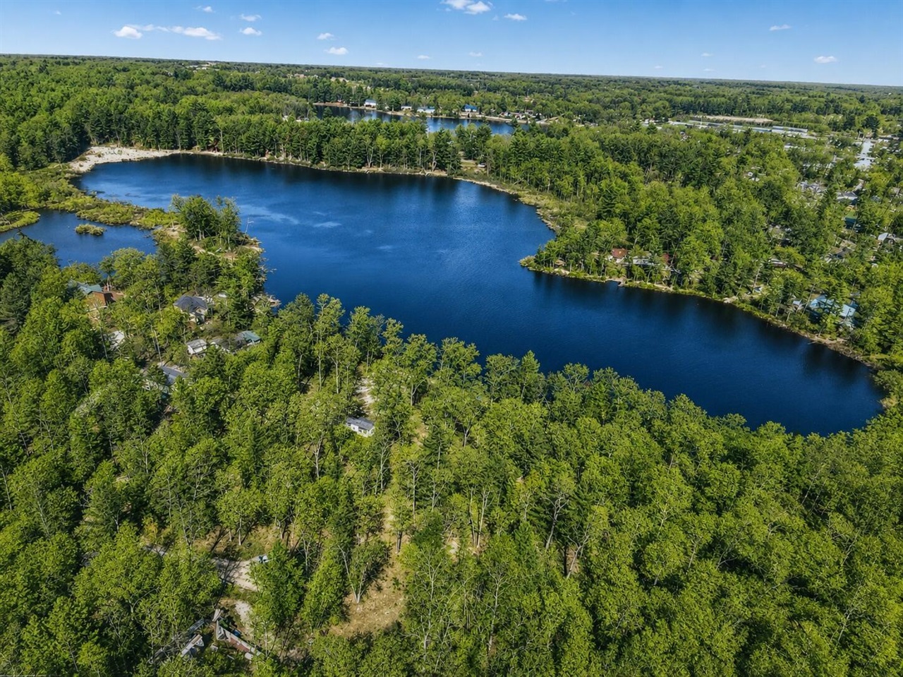 2nd image of 10746 N Beaver Trl, Bitely, MI 49309 | MLS# 70526645