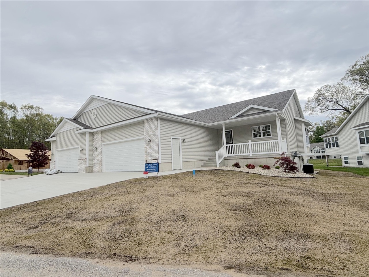 1st image of 1519 E Addison Wy, Muskegon, MI 49445 | MLS# 70526653