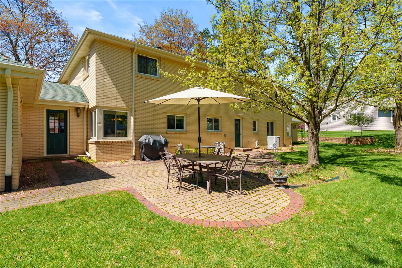 2nd image of 2421 Waite Ave, Kalamazoo, MI 49008 | MLS# 70526654