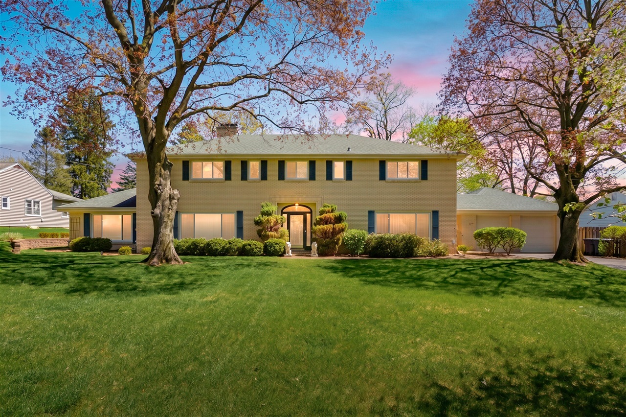 4th image of 2421 Waite Ave, Kalamazoo, MI 49008 | MLS# 70526654