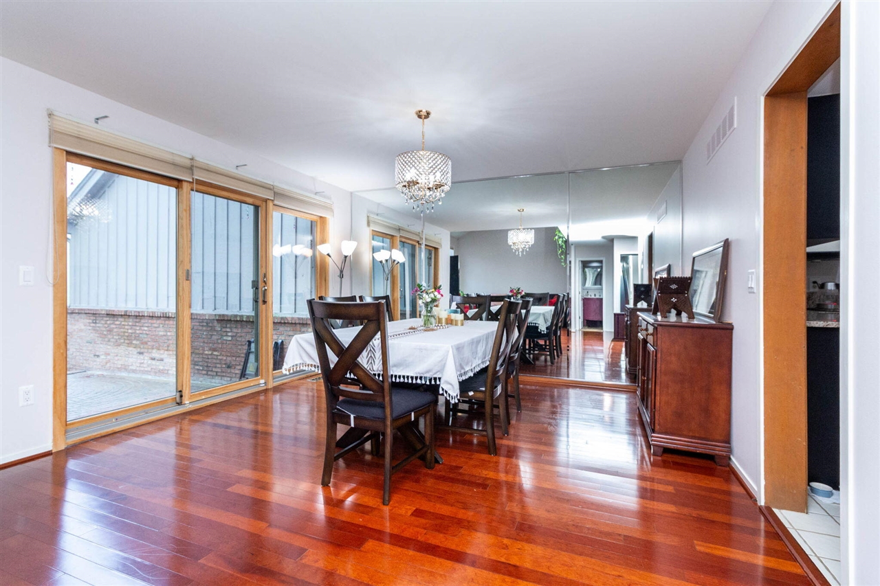 37834 Siena Drive, Farmington, MI, 48331-5979