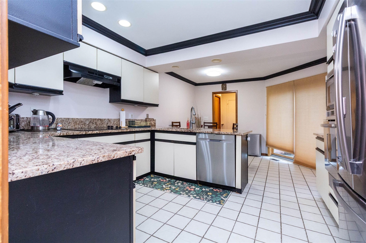 37834 Siena Drive, Farmington, MI, 48331-5979