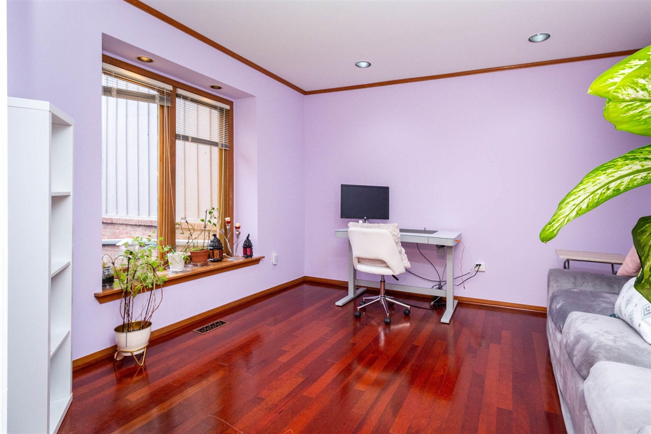 37834 Siena Drive, Farmington, MI, 48331-5979