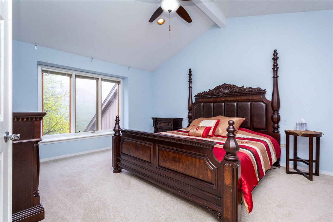 37834 Siena Drive, Farmington, MI, 48331-5979