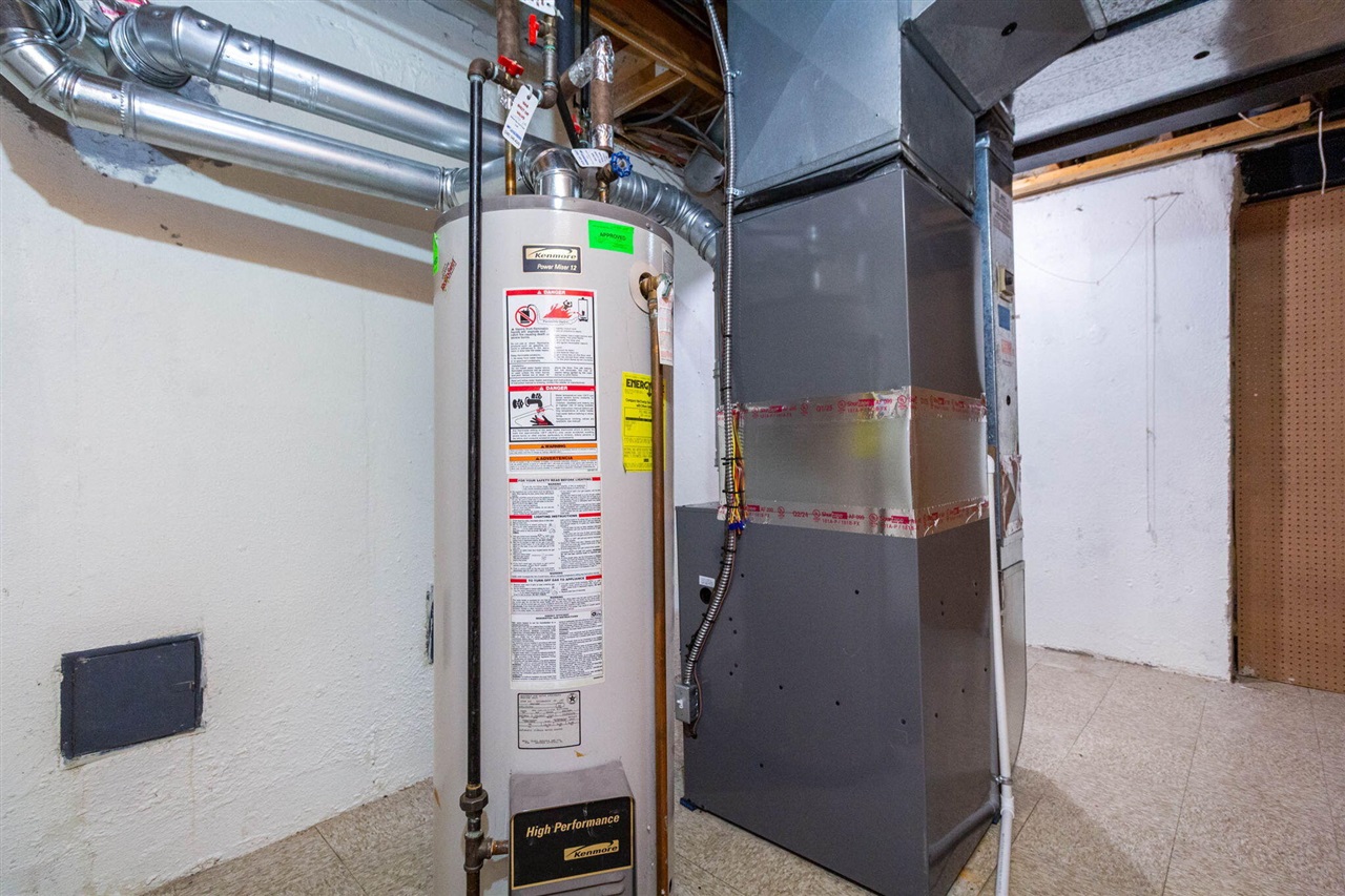 37834 Siena Drive, Farmington, MI, 48331-5979