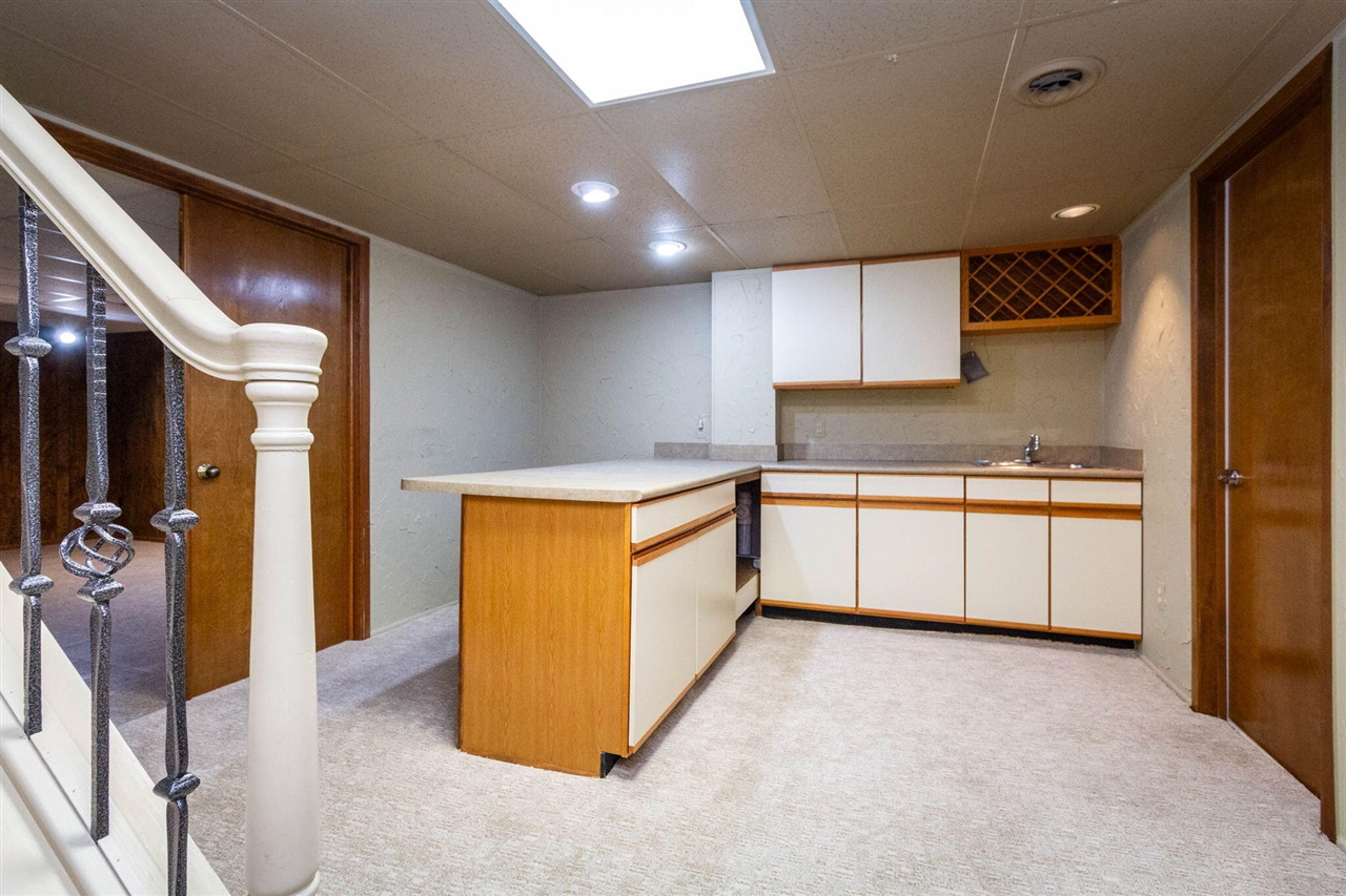 37834 Siena Drive, Farmington, MI, 48331-5979