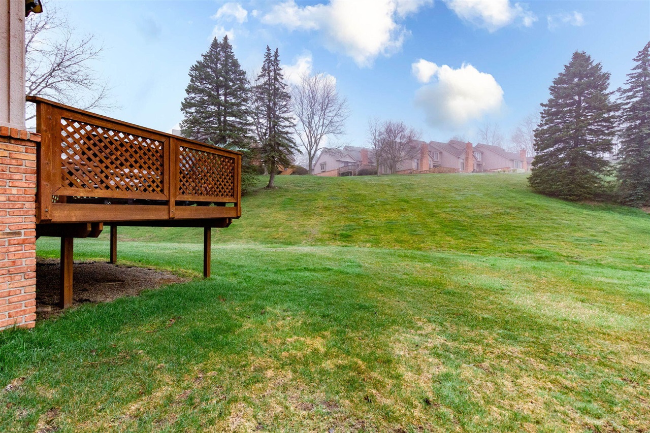 37834 Siena Drive, Farmington, MI, 48331-5979