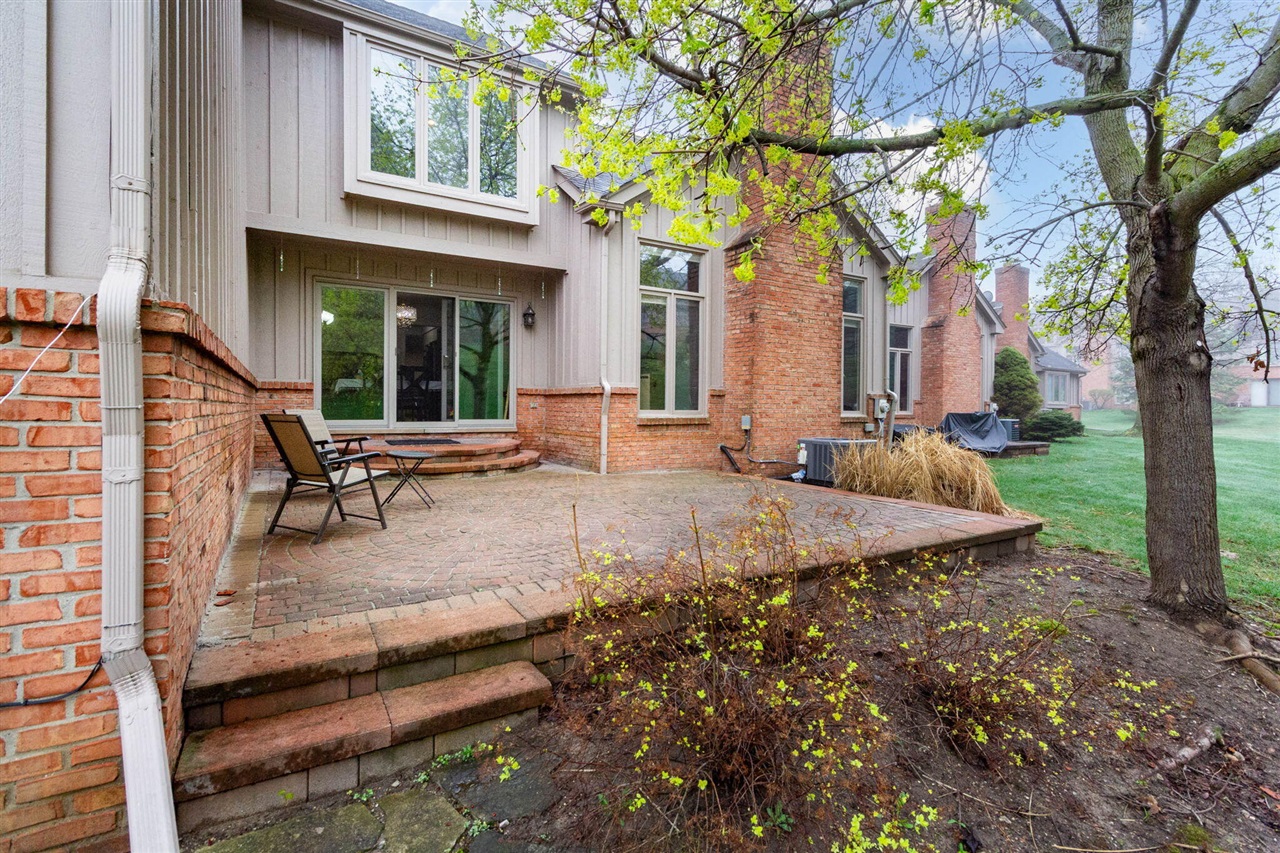 37834 Siena Drive, Farmington, MI, 48331-5979