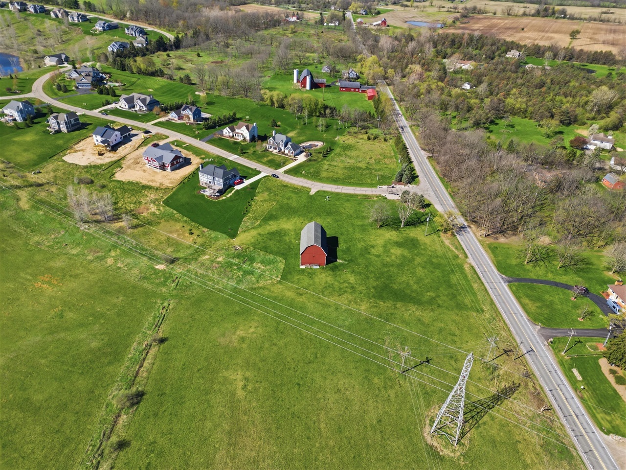 4596 Lake Vista Drive, Dexter, MI, 48130-8444