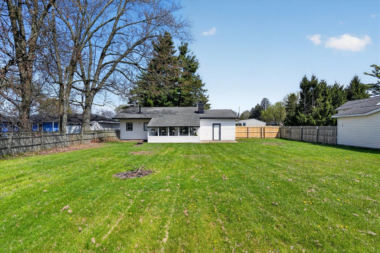 3531 Hudson Road, Osseo, MI, 49266-9631