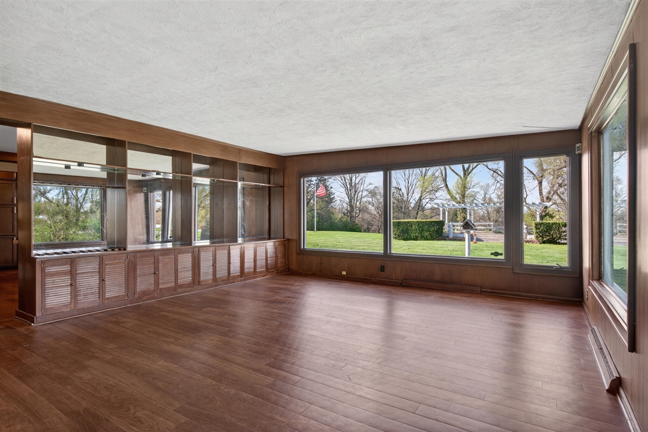 6231 Moon Lake Road, Jackson, MI, 49201-8578