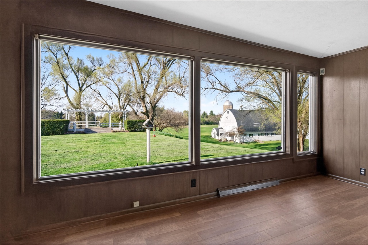6231 Moon Lake Road, Jackson, MI, 49201-8578