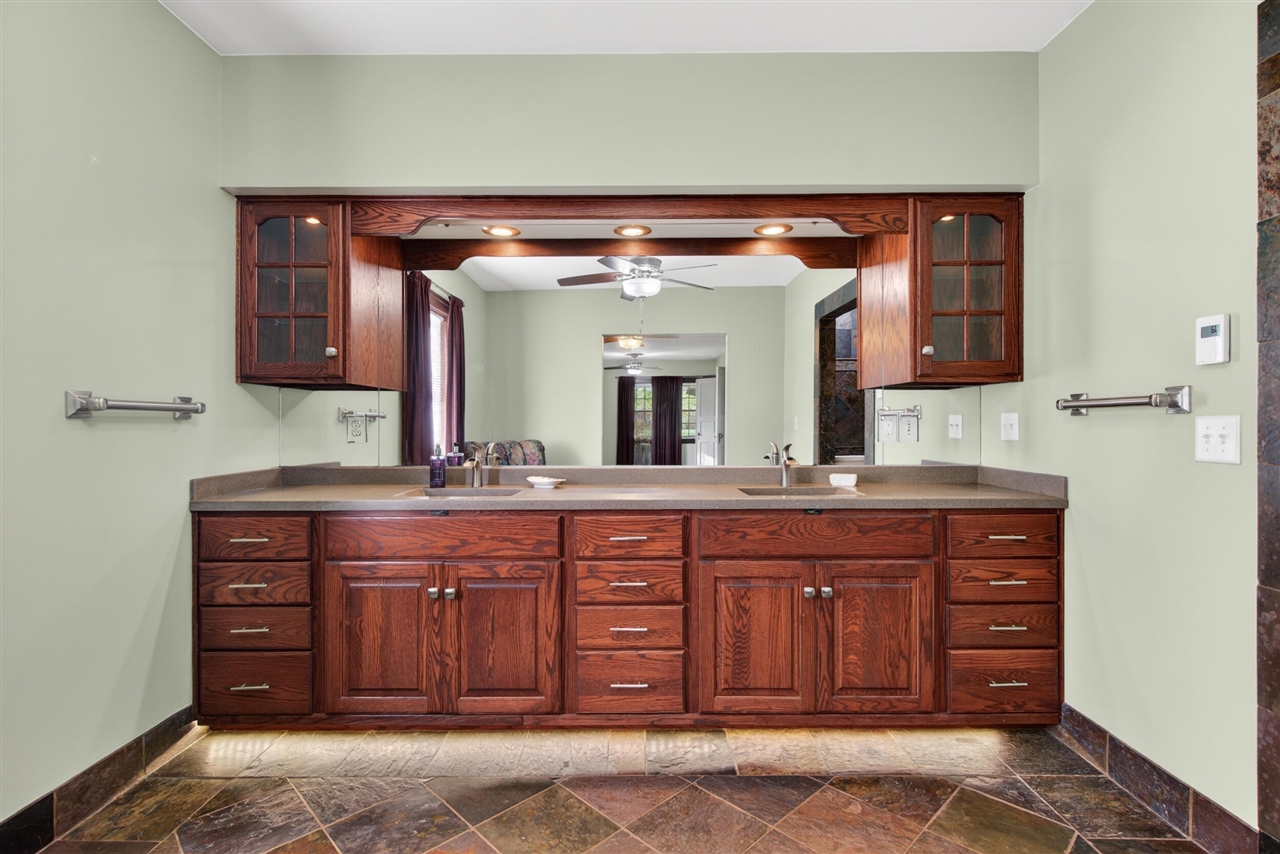 6231 Moon Lake Road, Jackson, MI, 49201-8578