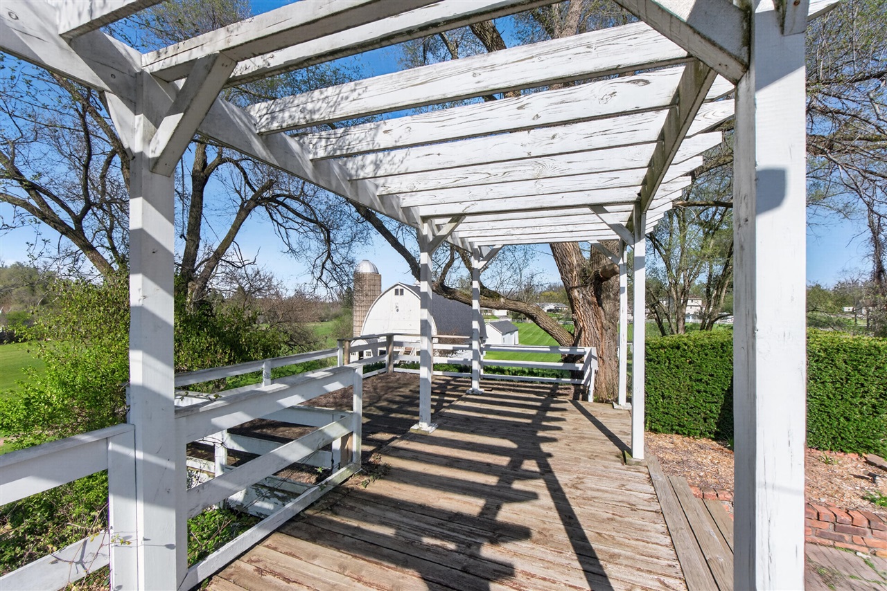 6231 Moon Lake Road, Jackson, MI, 49201-8578