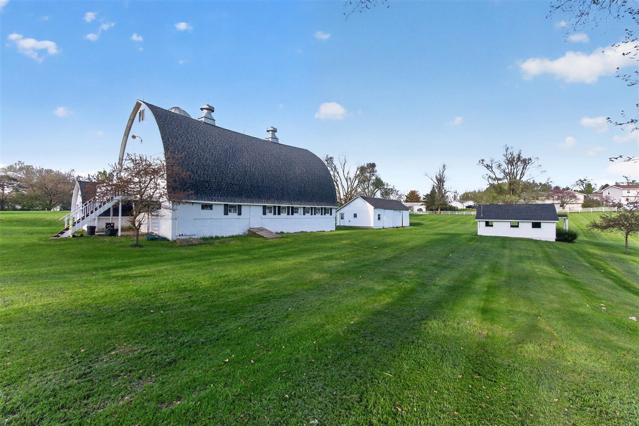 6231 Moon Lake Road, Jackson, MI, 49201-8578
