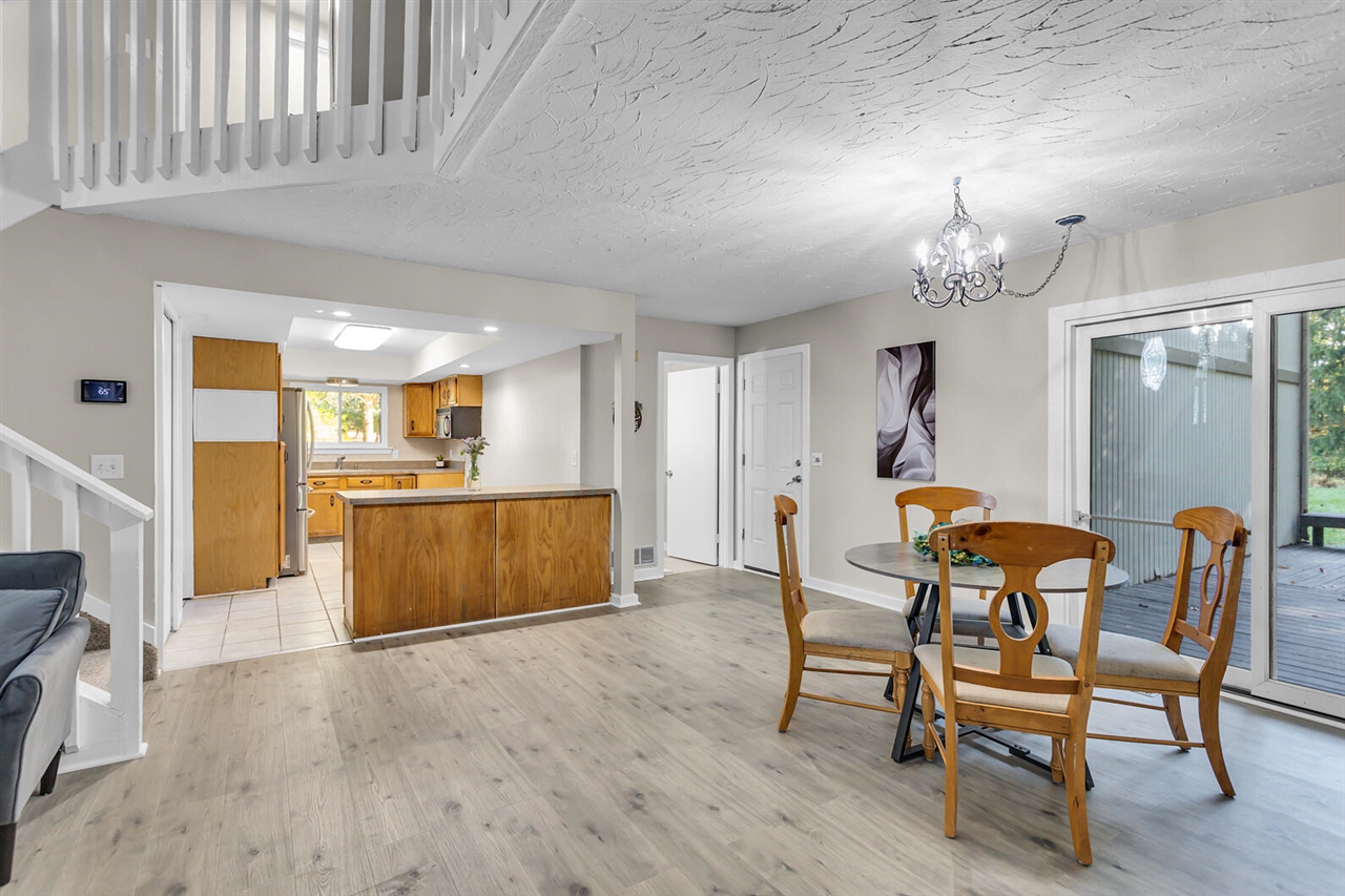 4042 Burns Road, Howell, MI, 48855-9224