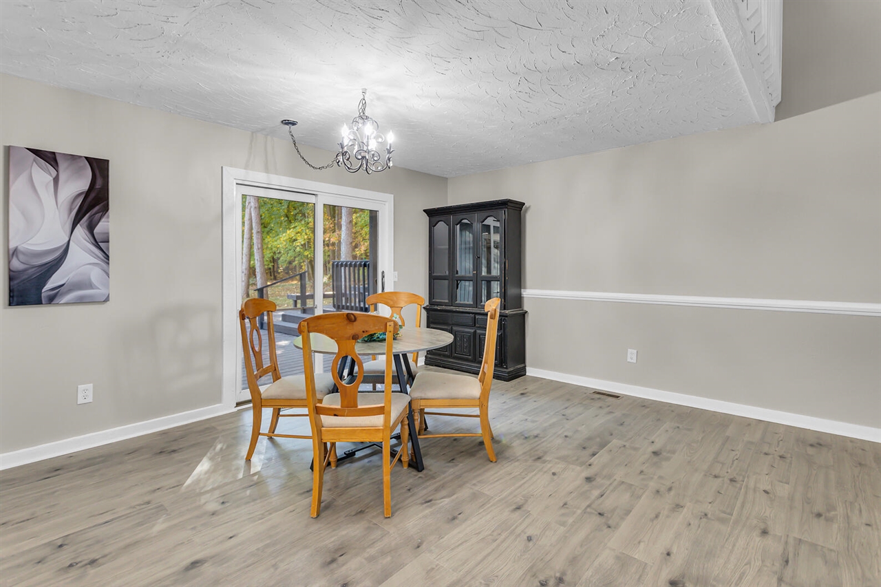 4042 Burns Road, Howell, MI, 48855-9224