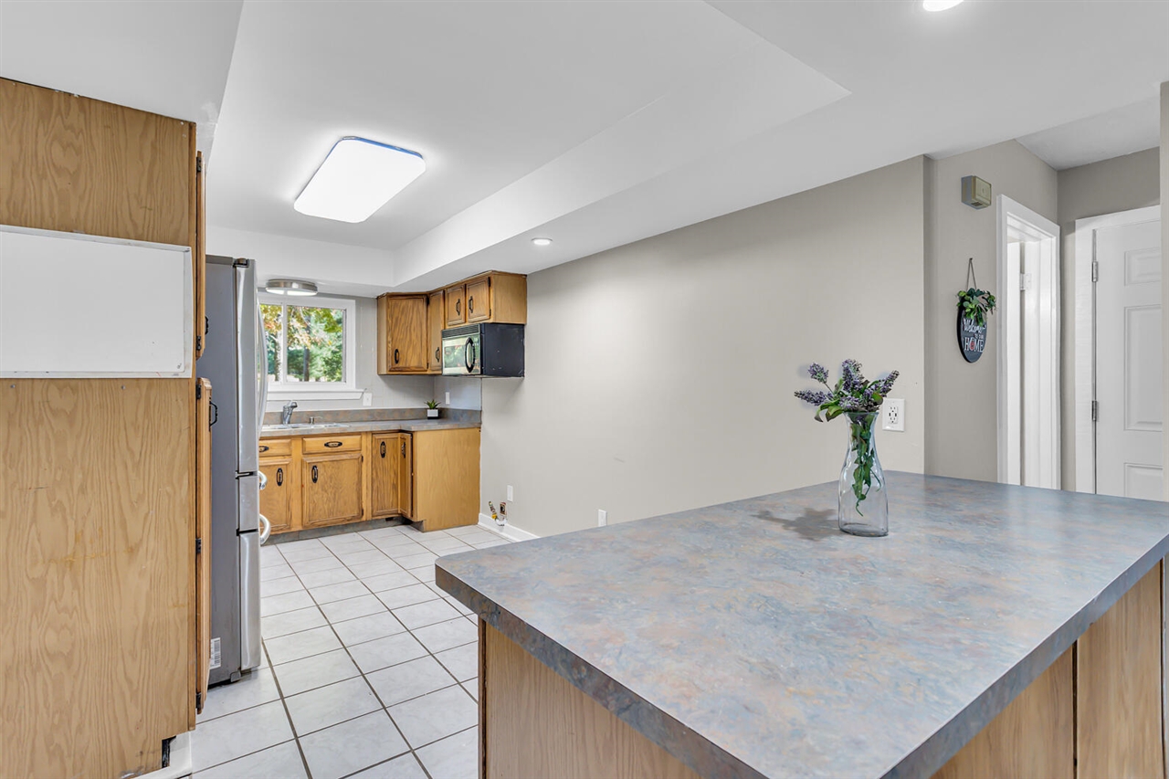 4042 Burns Road, Howell, MI, 48855-9224