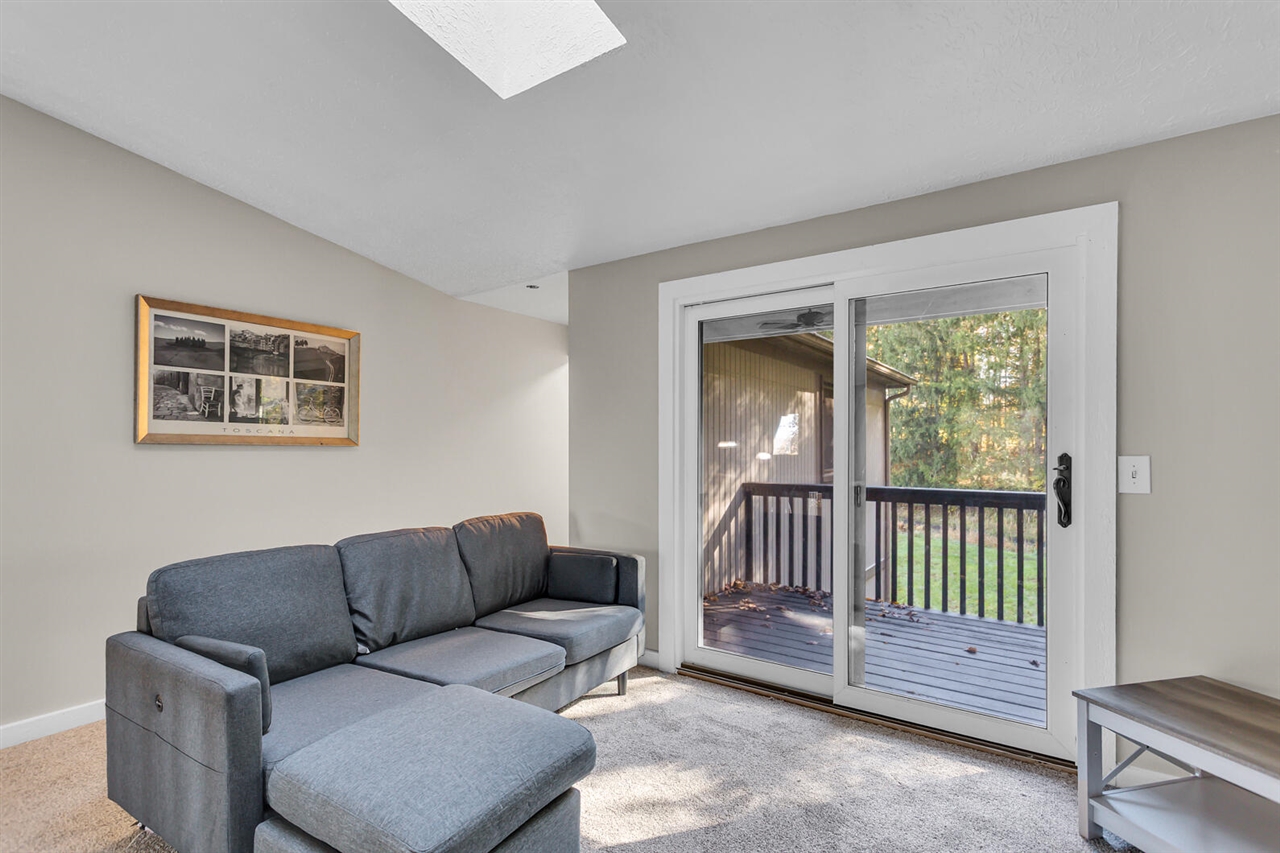 4042 Burns Road, Howell, MI, 48855-9224