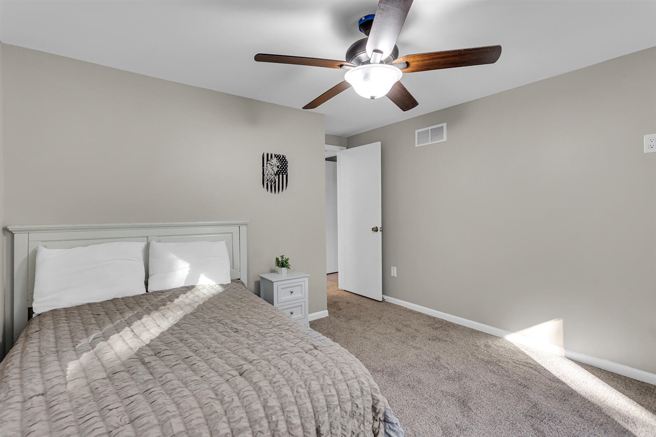 4042 Burns Road, Howell, MI, 48855-9224