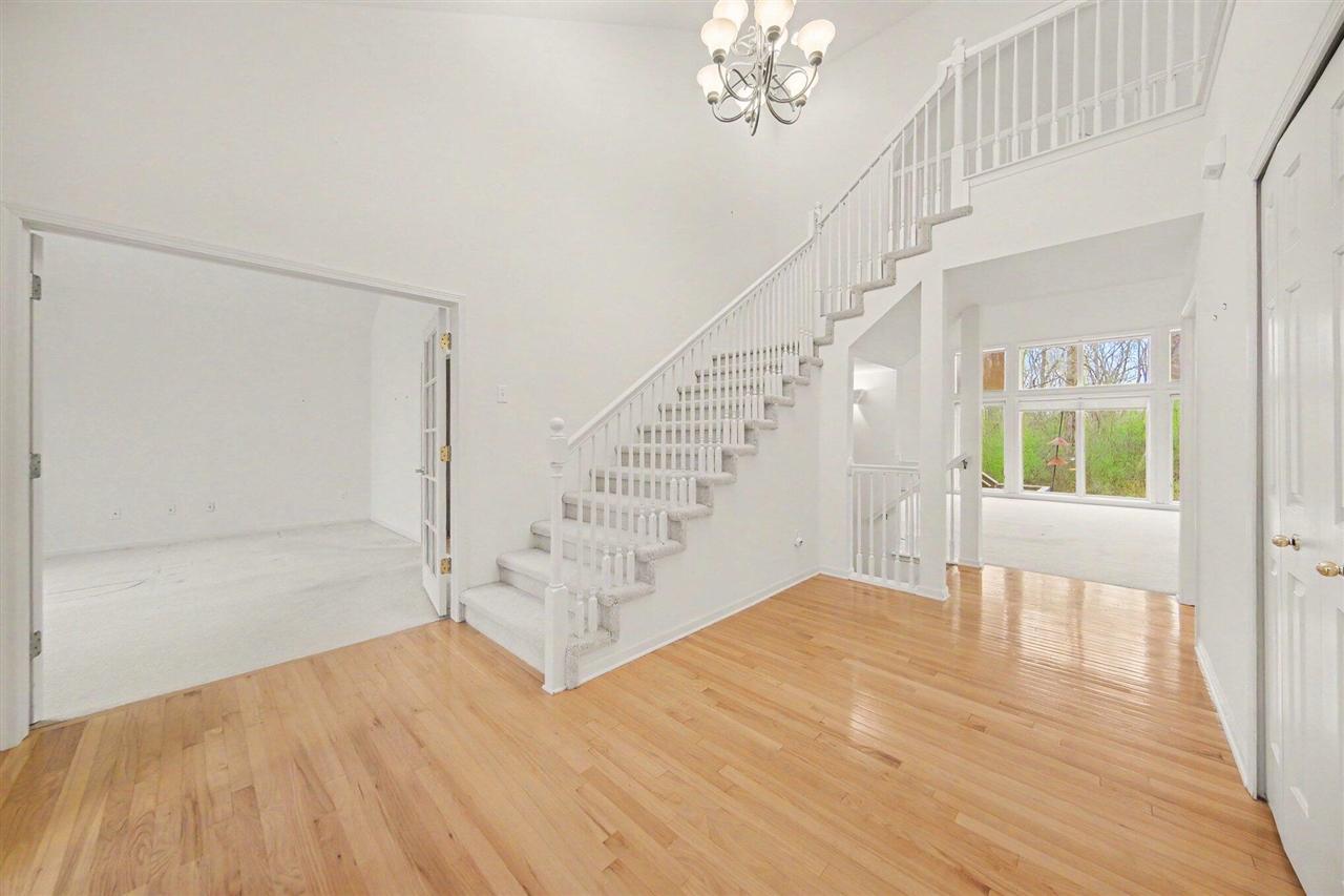 5496 Pinnacle Court, Ann Arbor, MI, 48108-8663