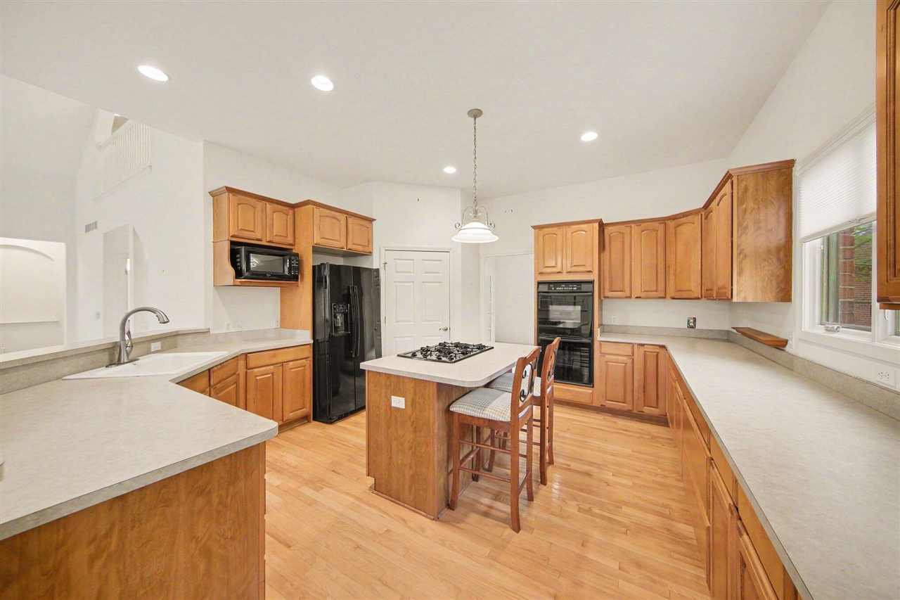 5496 Pinnacle Court, Ann Arbor, MI, 48108-8663