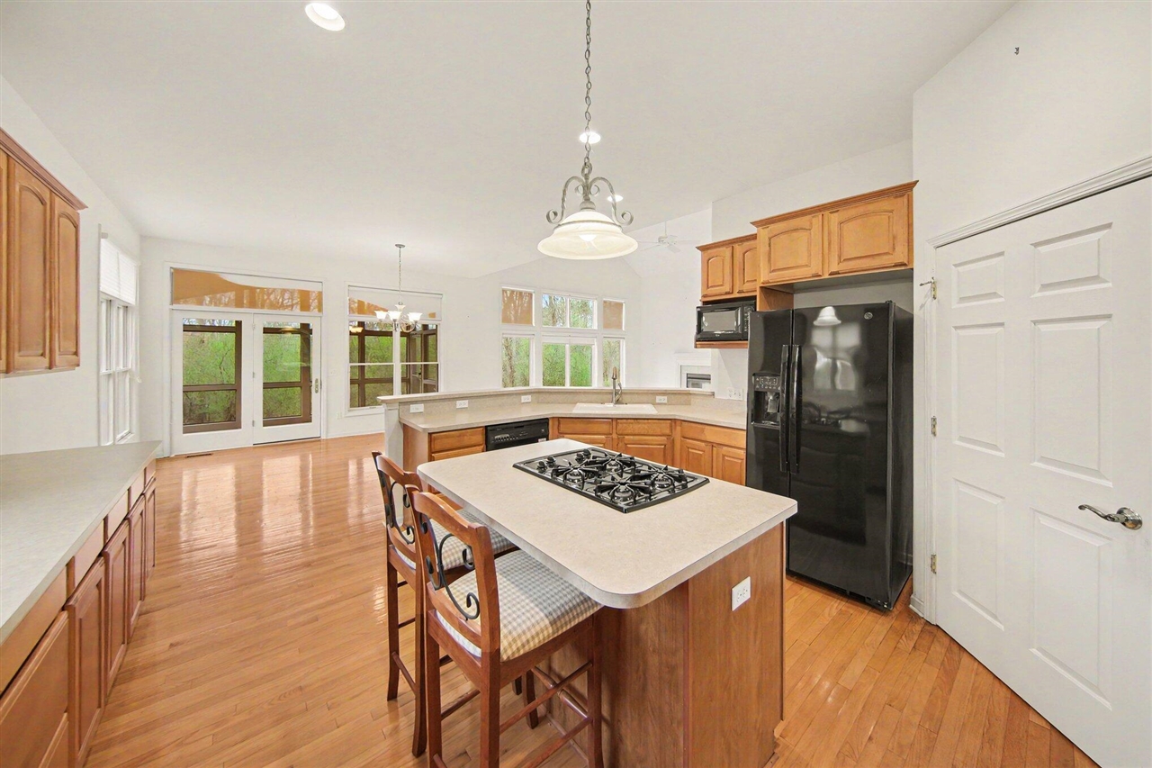 5496 Pinnacle Court, Ann Arbor, MI, 48108-8663