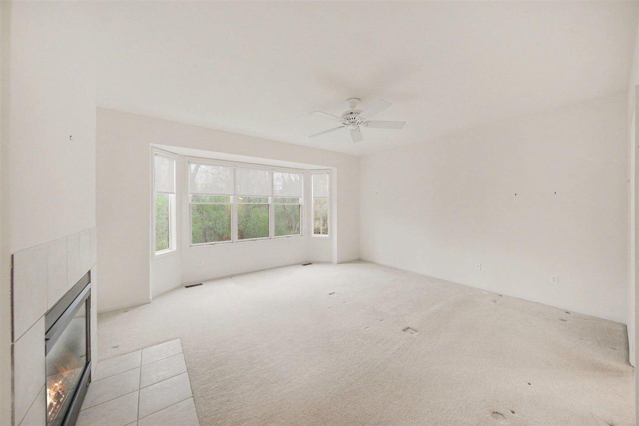 5496 Pinnacle Court, Ann Arbor, MI, 48108-8663
