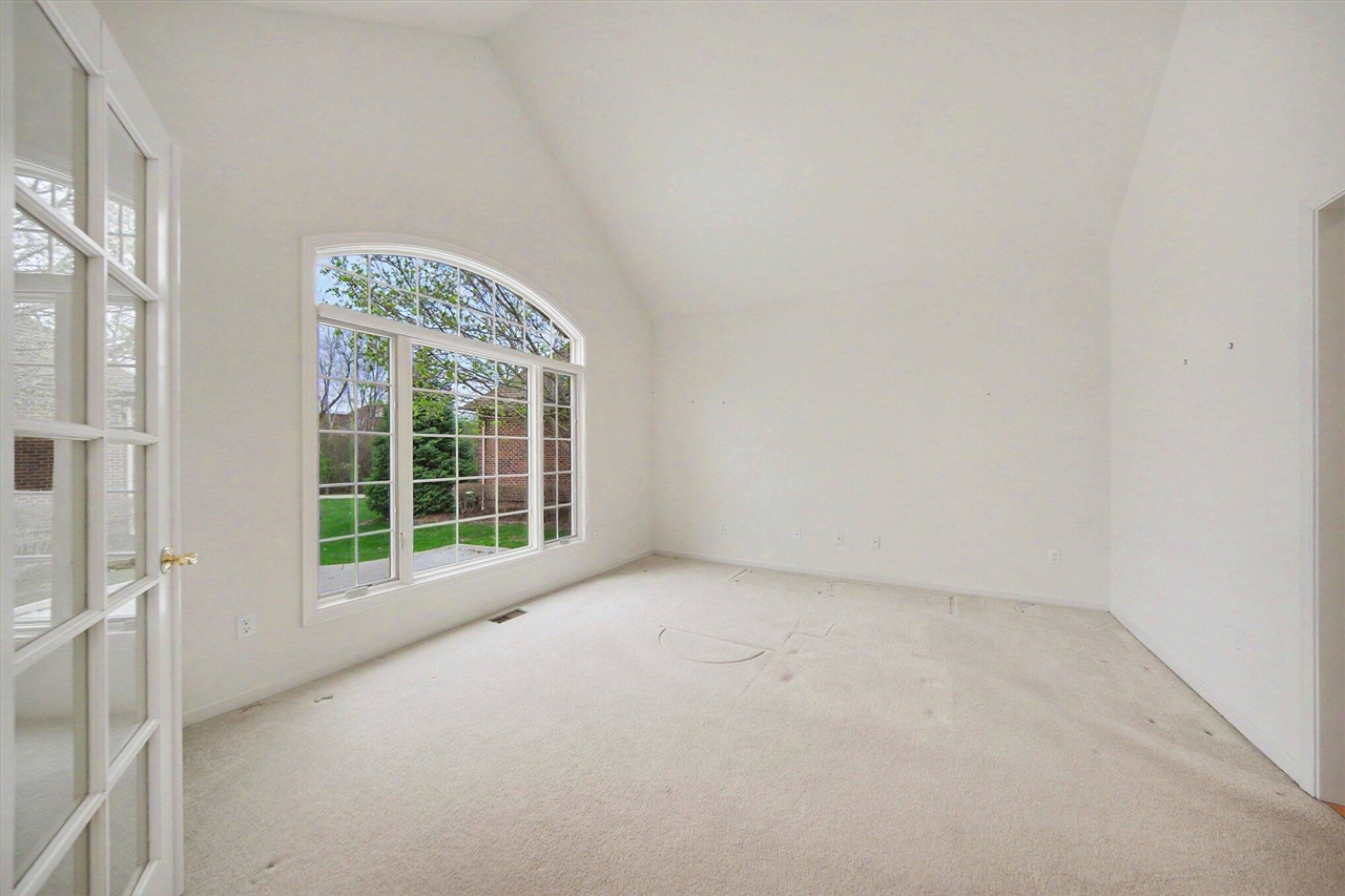 5496 Pinnacle Court, Ann Arbor, MI, 48108-8663