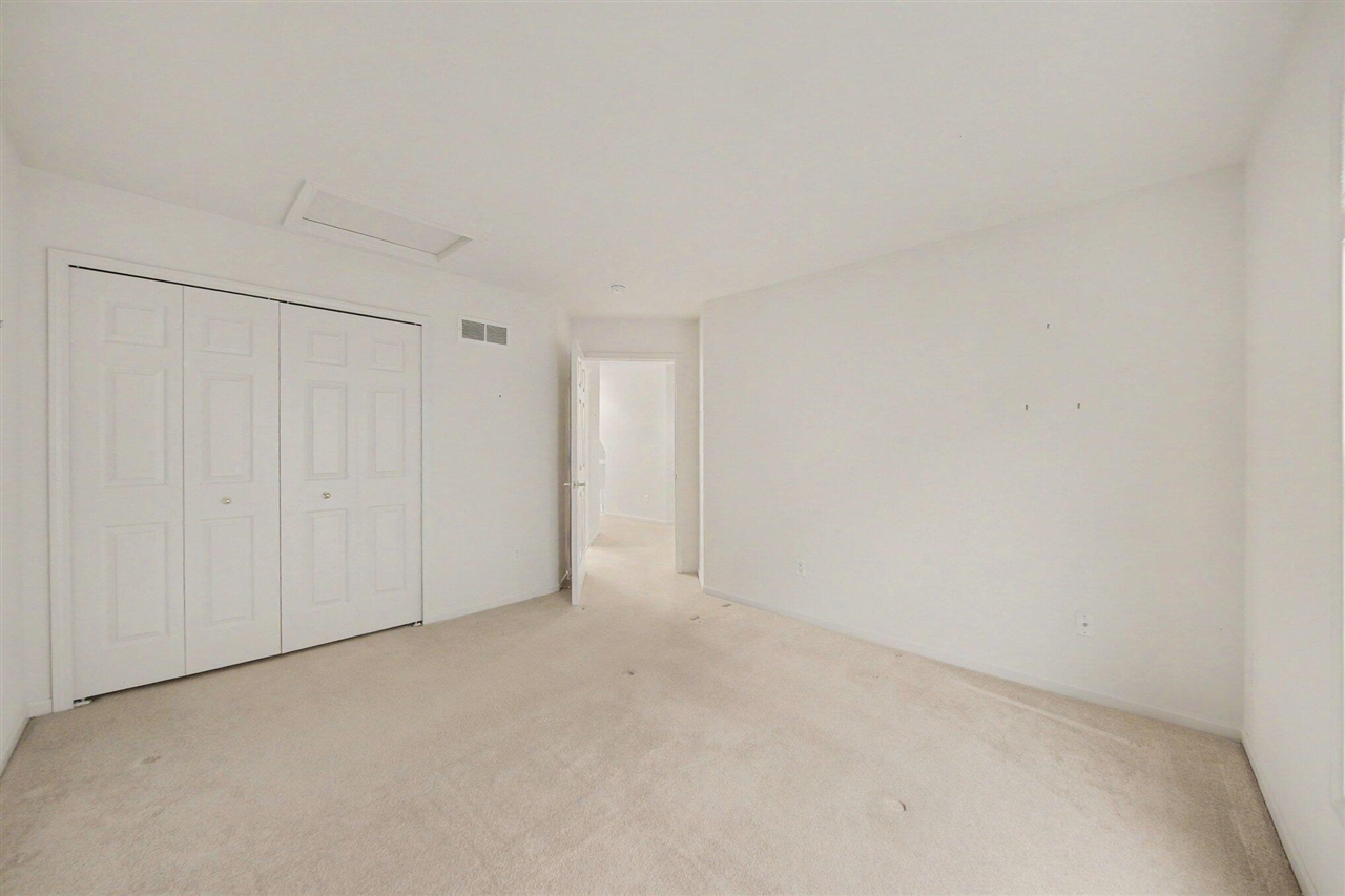 5496 Pinnacle Court, Ann Arbor, MI, 48108-8663