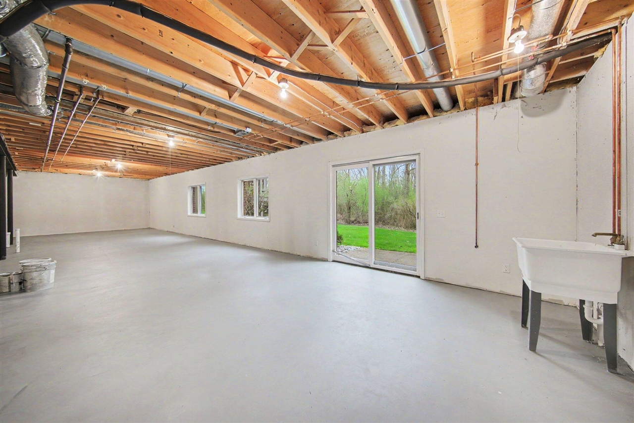 5496 Pinnacle Court, Ann Arbor, MI, 48108-8663
