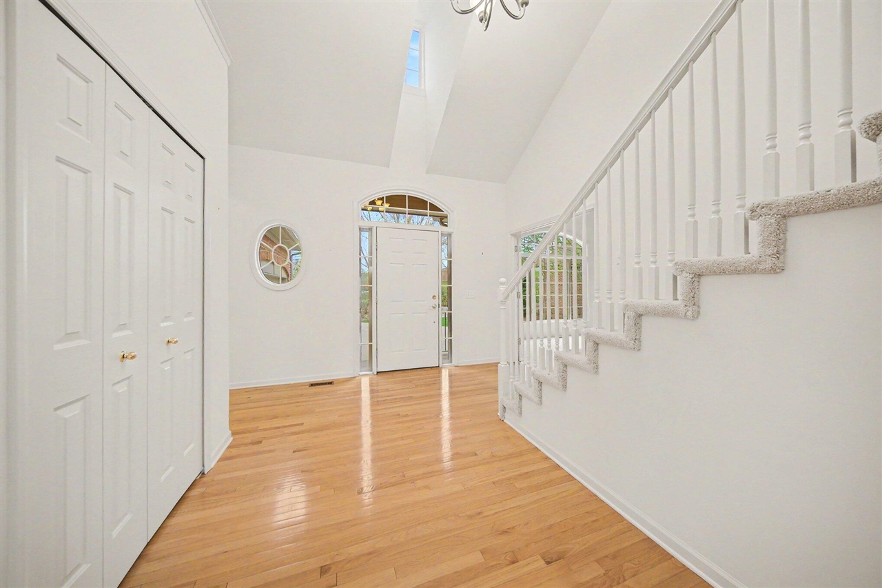 5496 Pinnacle Court, Ann Arbor, MI, 48108-8663