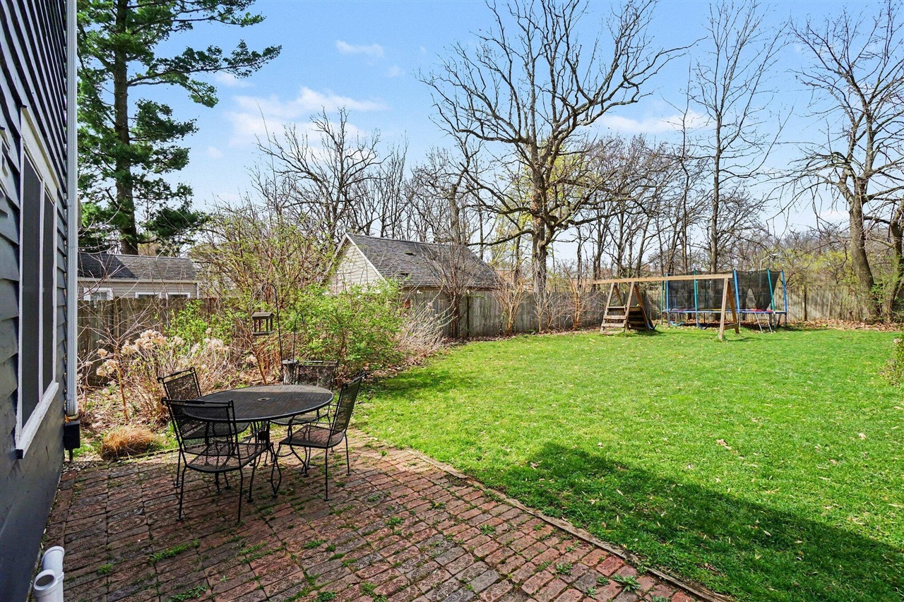 132 S Dartmouth Street, Kalamazoo, MI, 49006-4321