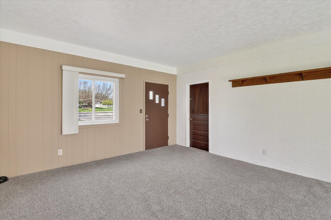 2883 W Parnall Road, Jackson, MI, 49201-9082