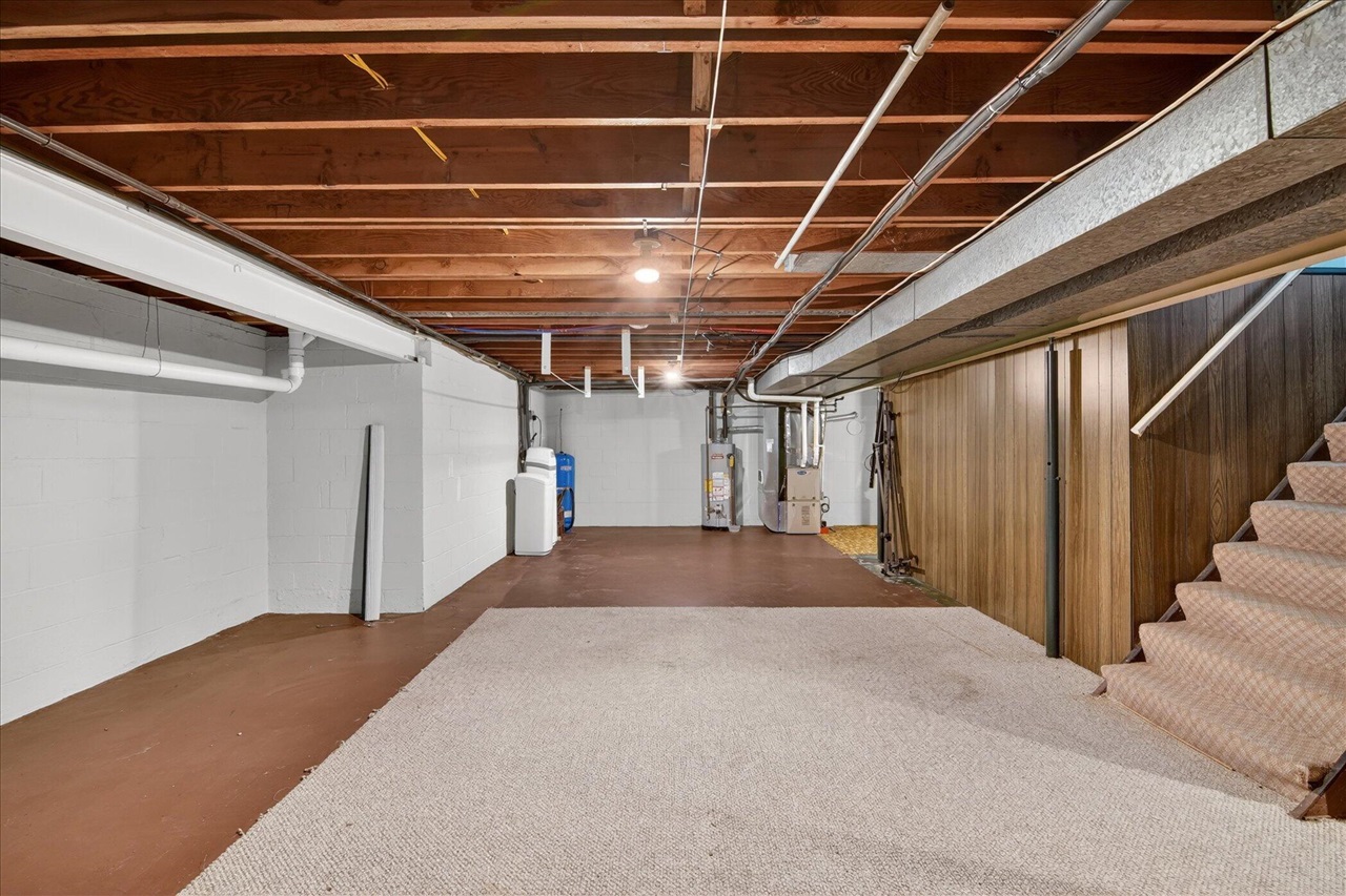 2883 W Parnall Road, Jackson, MI, 49201-9082